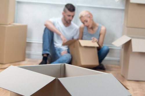 Checklist and packing supplies for a house move in Hammersmith